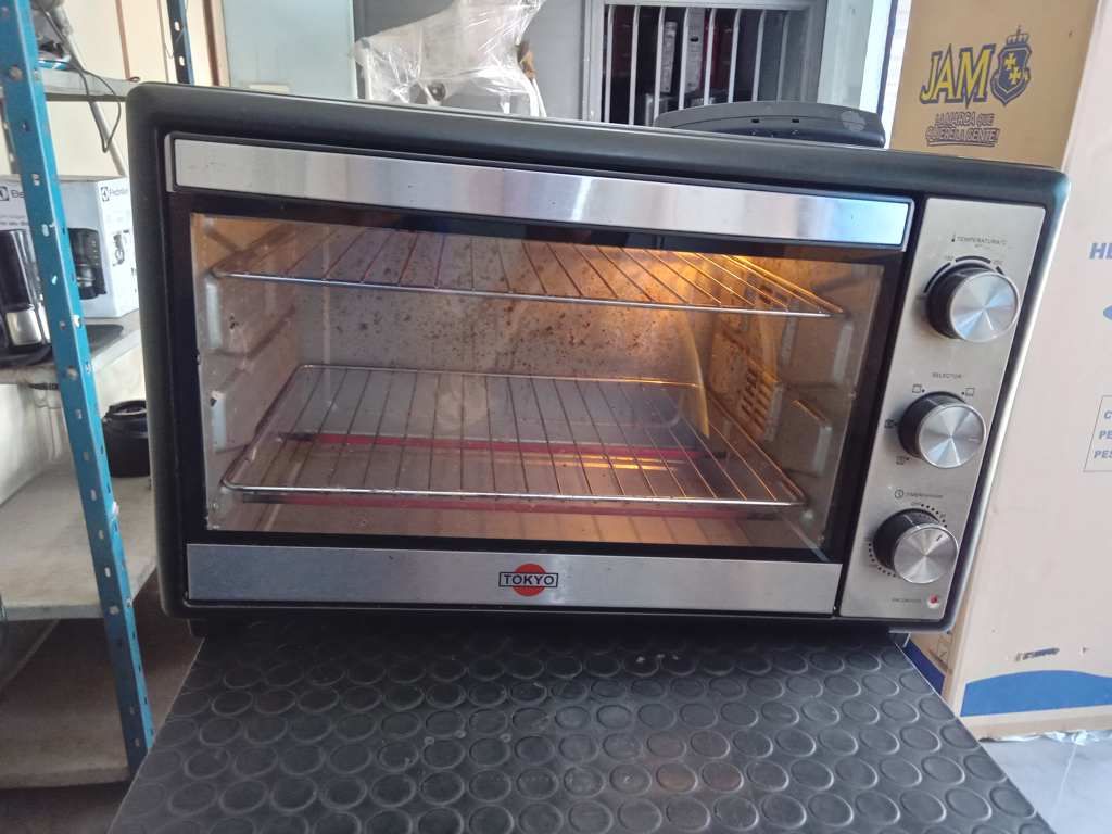 Horno Marca Tokyo Litros 46 Modelo Edthelistop Usado En Buen Estado Acc Sin Bandeja