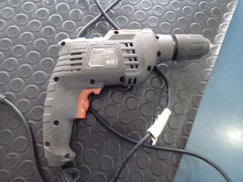 Taladro Marca Gladiator Modelo No Tiene Usado En Buen Estado Acc No Tiene