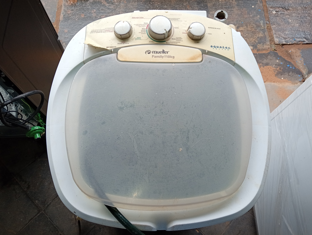 Lavarropas Cap 10 Kg. Marca Mueller Modelo Family 10k Usado Con Desgaste Acc Caño De Descarga