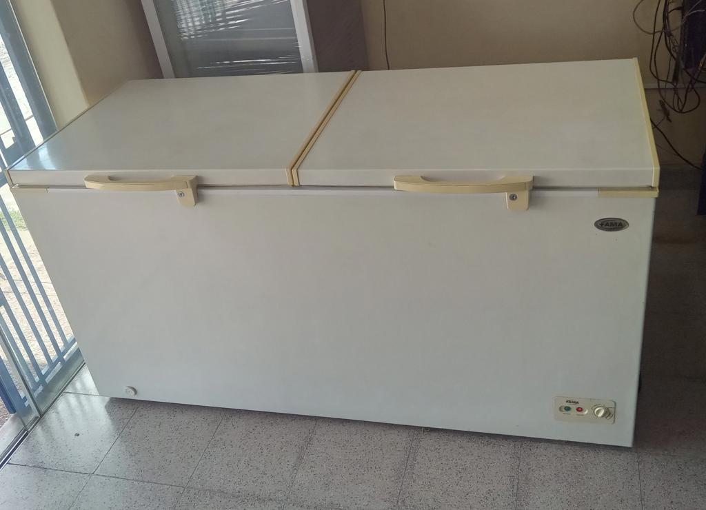 Congeladora / Frezzer Marca Fama Litros 515 Modelo Hs-670 Usado En Buen Estado Acc No Tiene