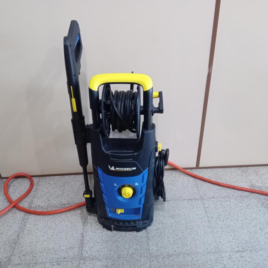 Hidro Lavadora Marca Michelin Modelo Mpx19ehds Usado En Buen Estado Acc PistolaMangueraJaboneraPar De Ruedas