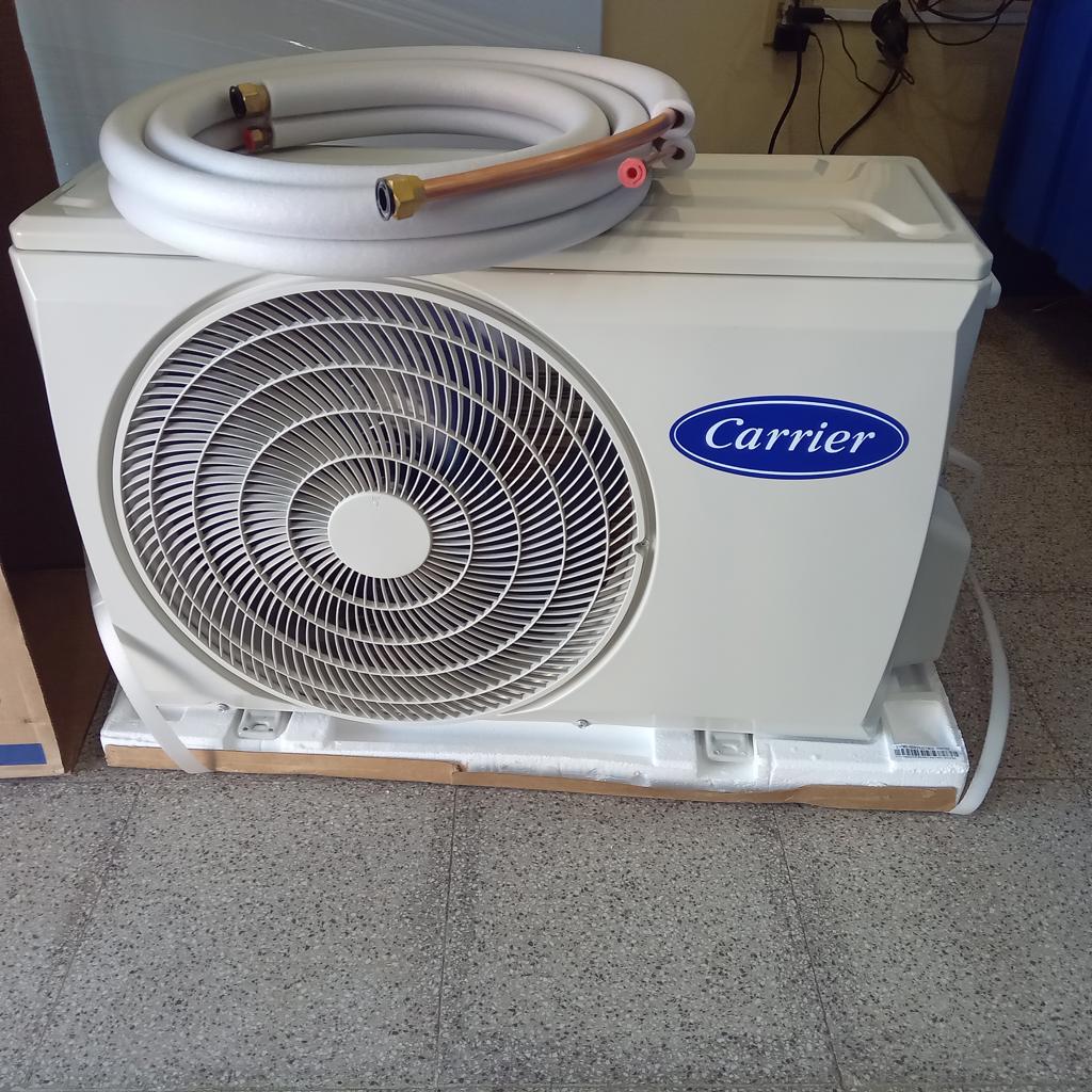 Aire Acondicionado Tipo Split Marca Carrier Potencia Btu 12.000 Con Kit Instalacion Con Control Modelo 38fuq012-703 Nuevo Sin Uso Con Caja Acc No Tiene
