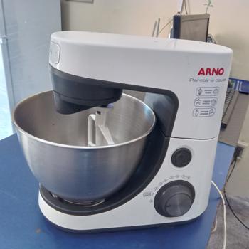 Batidora Marca Arno Modelo Sx84 Usado En Buen Estado Acc Dos Accesorios