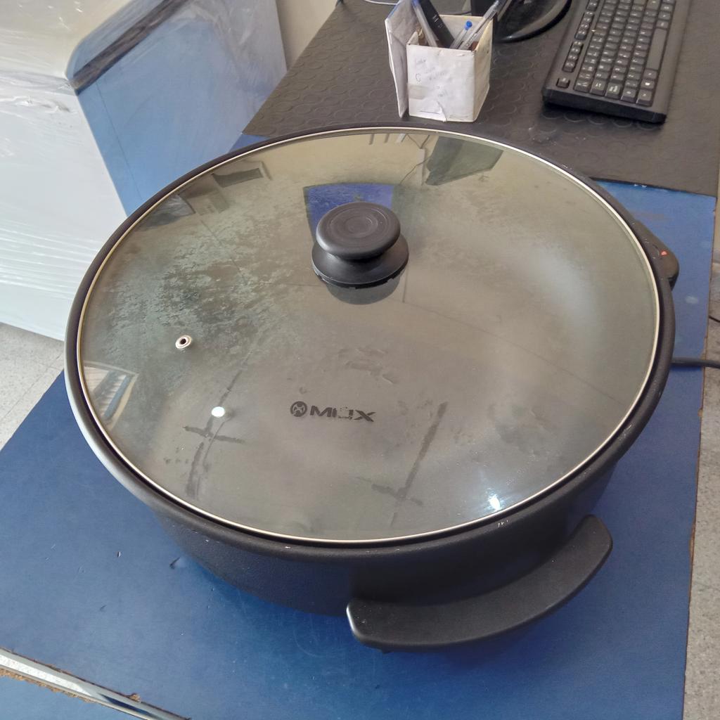 Olla Marca Mox Modelo Mo-P30 Usado En Buen Estado Con No Tiene Tipo Convencional Acc Regulador De Temperatura