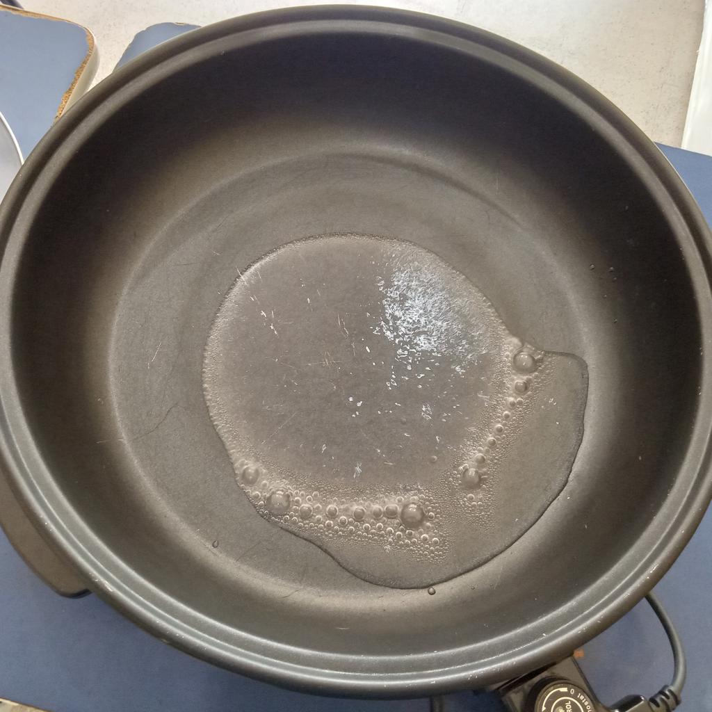 Foto 3 de Olla Marca Mox Modelo Mo-P30 Usado En Buen Estado Con No Tiene Tipo Convencional Acc Regulador De Temperatura