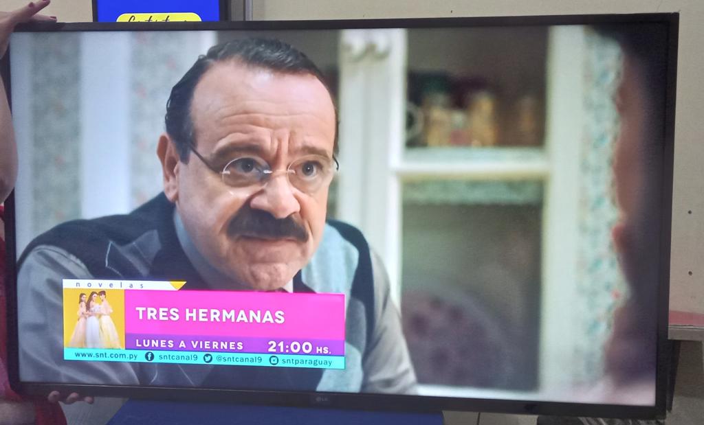 Televisor Led Smart De 50 '' Marca Lg Modelo 50um7300psa Con Control Usado En Buen Estado Acc S/Patitas