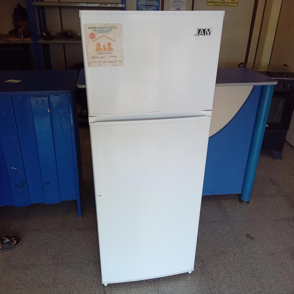 Heladera Marca Jam Modelo Jamd-207f Usado Con Desgaste Litros 300 Acc Verdulera 1portavasos 3parrilla