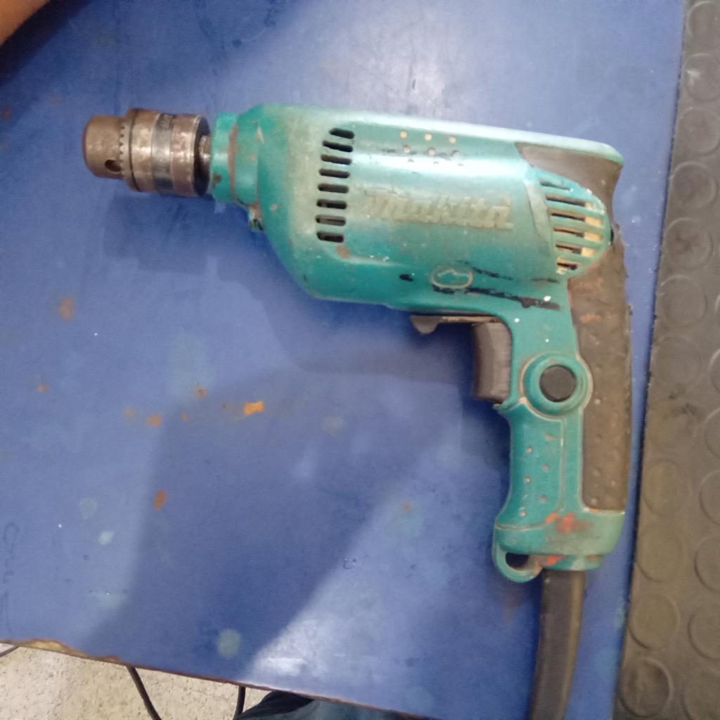 Taladro Marca Makita Modelo No Tiene Usado En Buen Estado Acc No Tiene