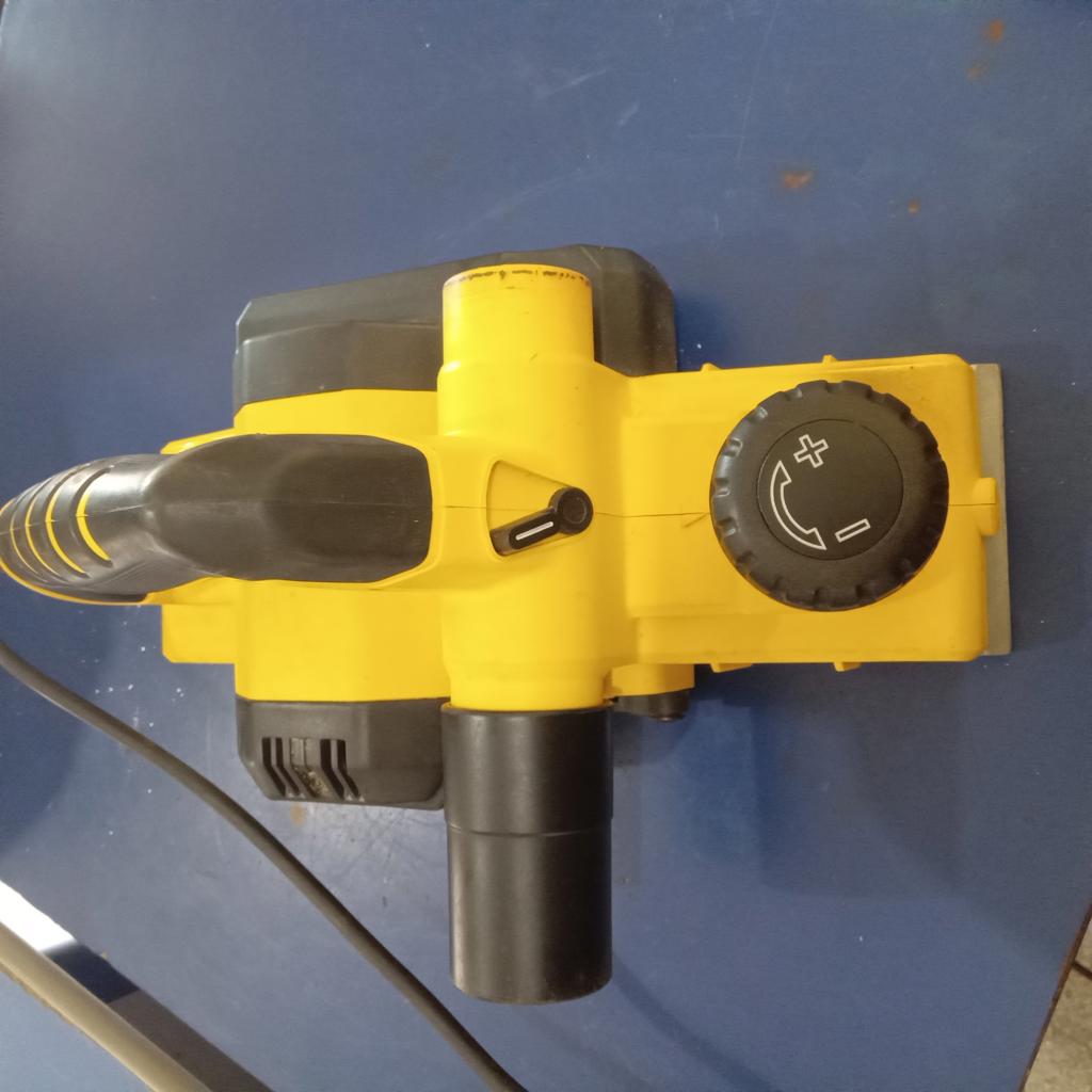 Cepilladora De Madera Marca Stanley Modelo Stpp7502 Usado En Buen Estado Acc Cable Encintado