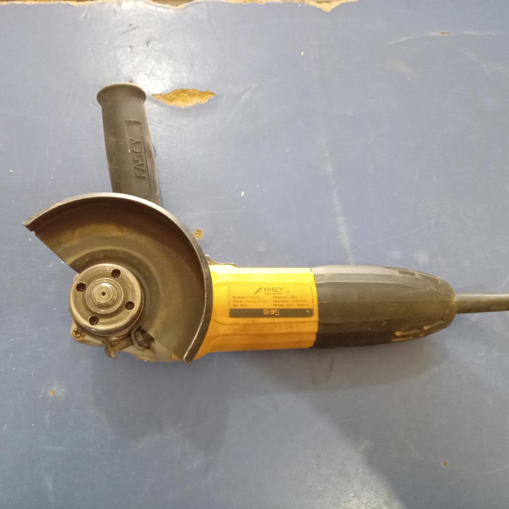 Pulidora Marca Fascy Modelo Fa1015 Tamaño Pequeño Usado En Buen Estado Acc Manija Llave Protector