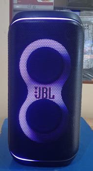 Parlante Portatil Marca Jbl Modelo Party Box Club 120 Usado En Buen Estado Con No Tiene Acc Cable PowerLuces