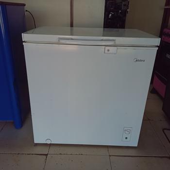 Congeladora / Frezzer Marca Midea Litros 200 Modelo Mdrc280fzg01 Usado En Buen Estado Acc No Tiene