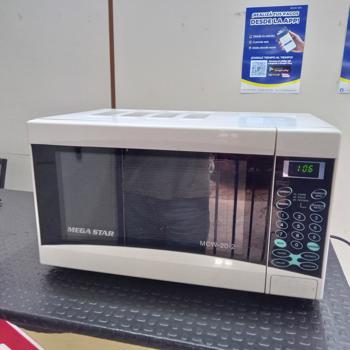Microondas Marca Mega Star Modelo Mcw-20-2 Usado Con Desgaste Acc Plato
