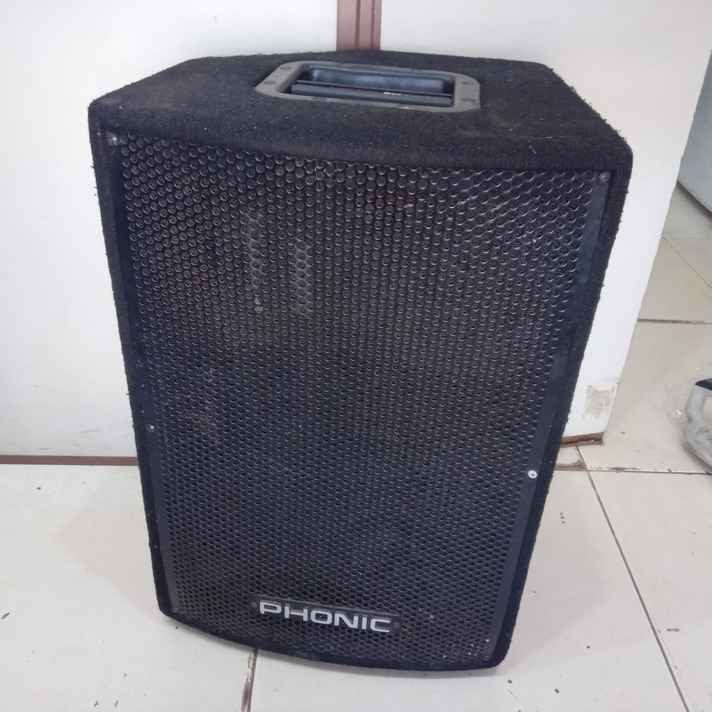 Caja Con Parlante Para Discoteca Marca Phonic Modelo Ask10 Usado En Buen Estado Con No Tiene De No Tiene '' Acc No Tiene