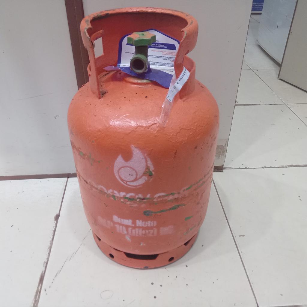 Garrafa Cap 10 Kg. Marca Energy Usado En Buen Estado Color Naranja Acc No Tiene