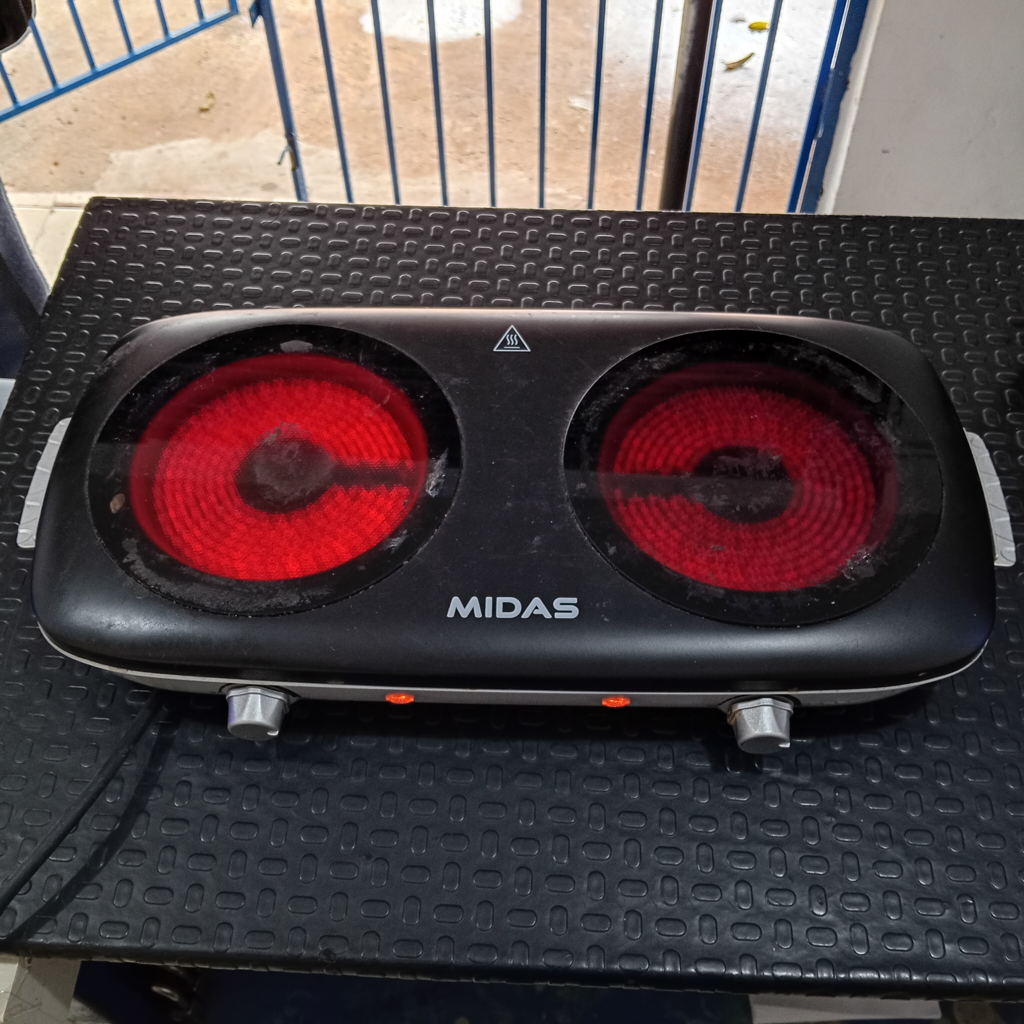Cocina Electrica Tipo Convencional Marca Midas Modelo Md-Pd23b Usado Con Desgaste Acc No Tiene