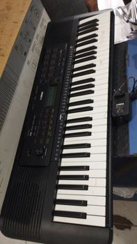 Foto 3 de Organo Musical Marca Yamaha Modelo Psre273 Usado En Buen Estado Acc Transformador Original