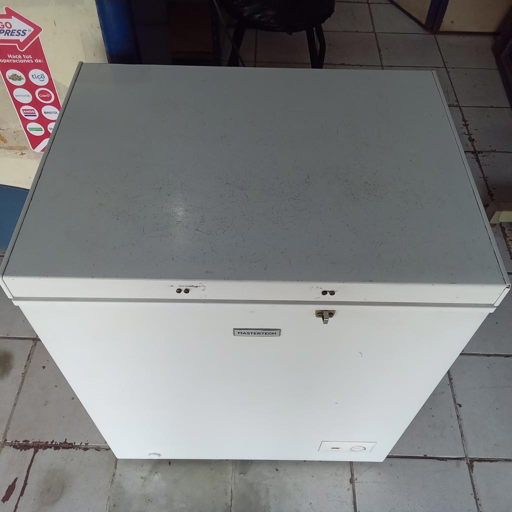 Congeladora / Frezzer Marca Mastertech Litros 145 Modelo Mtch145s3aw2 Usado En Buen Estado Acc Dos Canastillas