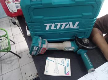 Pulidora Marca Total Modelo Tagli211541 Tamaño Chico Usado En Buen Estado Acc Manija ProtectorCargador