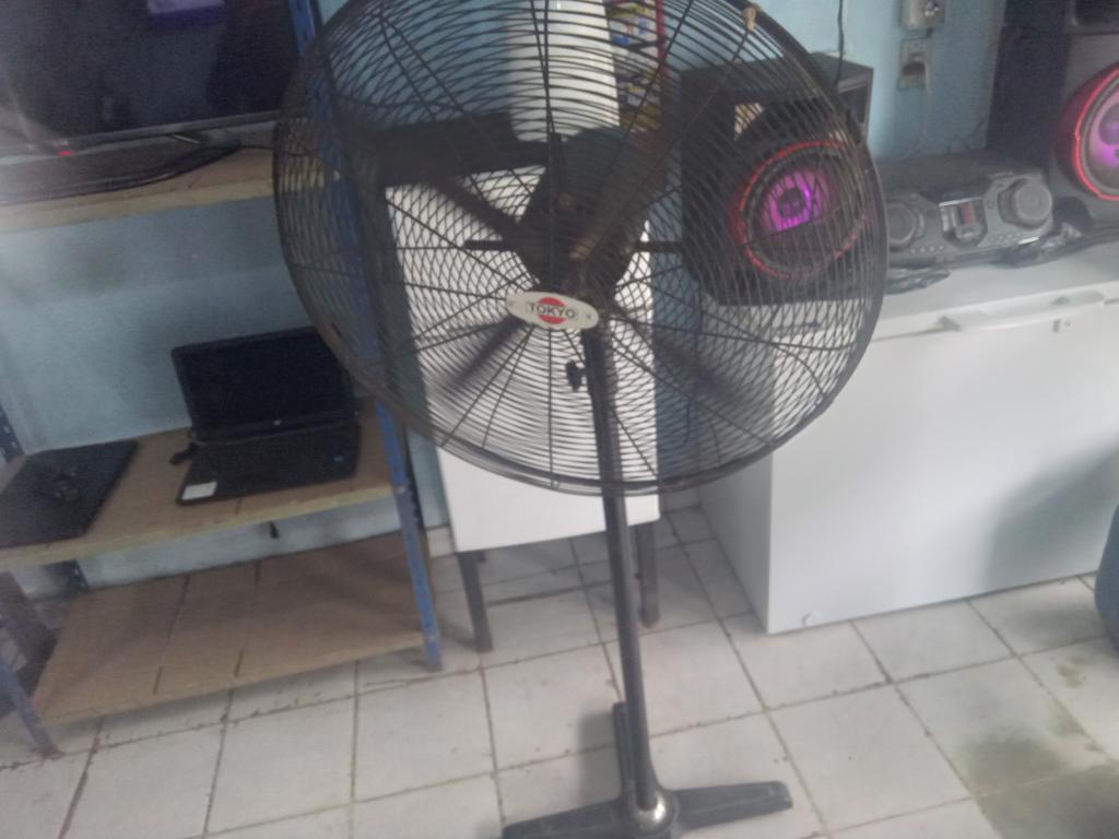 Ventilador 3 Velocidades Marca Tokyo Modelo Tokpii26-D Usado En Buen Estado Acc No Tiene