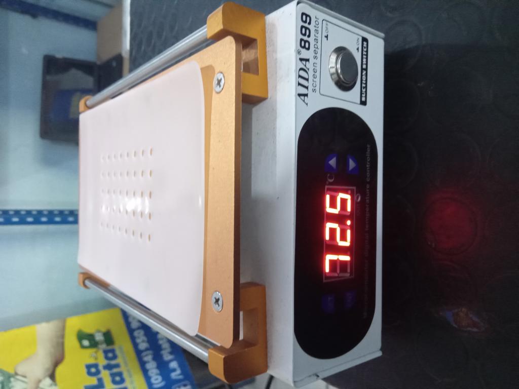 Foto 2 de Plancha Electrica Marca Aida Modelo 899 Usado En Buen Estado Acc No Tiene