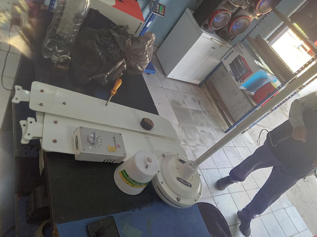 Ventilador 7 Velocidades Marca Wahtson Modelo Sh-56b Usado En Buen Estado Acc AletasLlave
