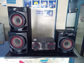 Equipo De Sonido Marca Lg Sin Control Modelo Cj45 Usado En Buen Estado Acc 2 Parlantes1 WooferBt-Usb-Radio Am/Fm