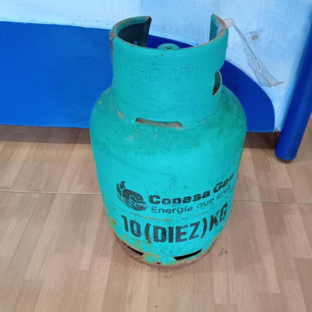 Garrafa Cap 10 Kg. Marca Copesagas Usado En Buen Estado Color Verde Acc No Tiene