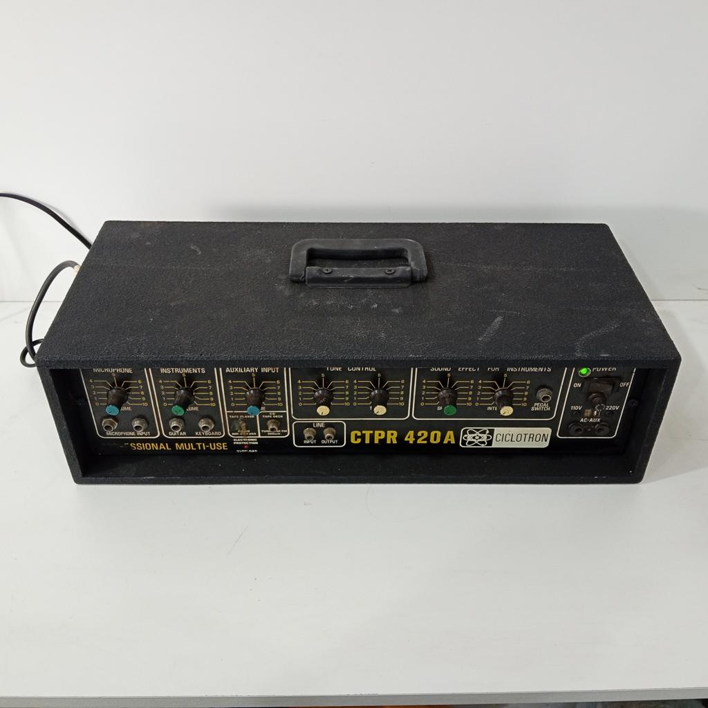 Amplificador De Sonido P/ Discoteca Marca Ciclotron Modelo Ctpr 4204 Usado En Buen Estado Acc No Tiene