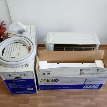 Aire Acondicionado Tipo Split Marca Jam Potencia Btu 12.000 Con Kit Instalacion Con Control Modelo Jf12chrn1 Nuevo Sin Uso Con Caja Acc No Tiene