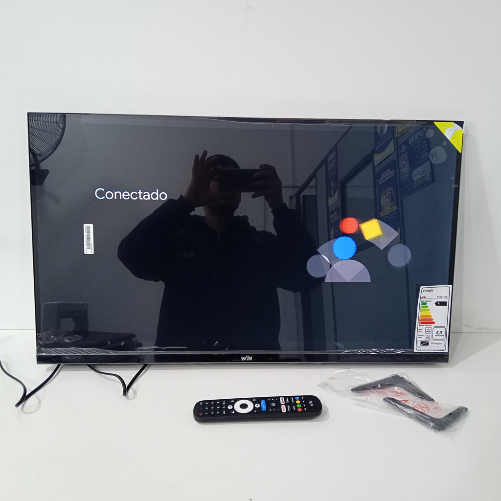 Televisor Led Smart De 32 '' Marca Win Modelo Win32fsg Con Control Nuevo Sin Uso Acc Patitas