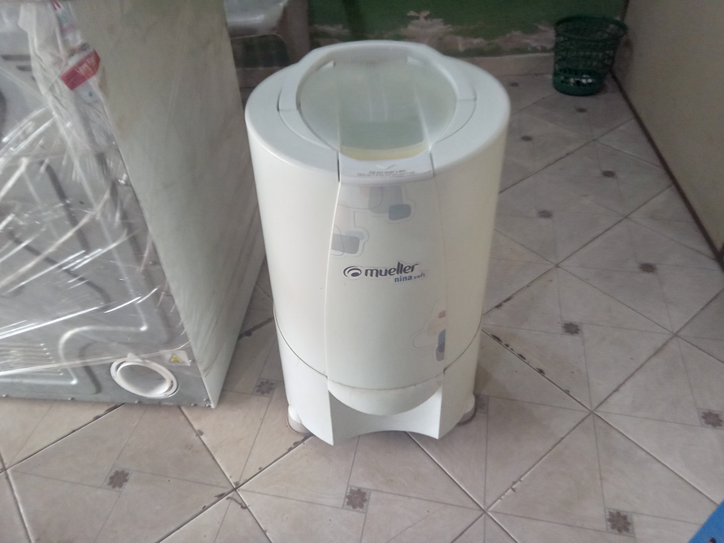 Centrifugadora Marca Mueller Modelo Nina Soft Usado En Buen Estado Acc No Tiene