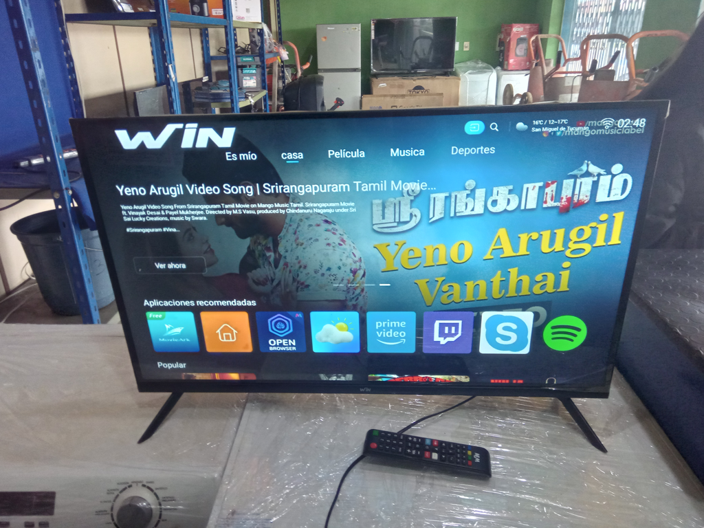 Televisor Led Smart De 32 '' Marca Win Modelo Win32fs Con Control Usado En Buen Estado Acc Patitas