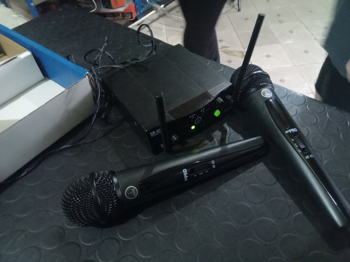 Microfono Marca Akg Modelo Sr 40 Mini 2 Usado En Buen Estado Acc No Tiene