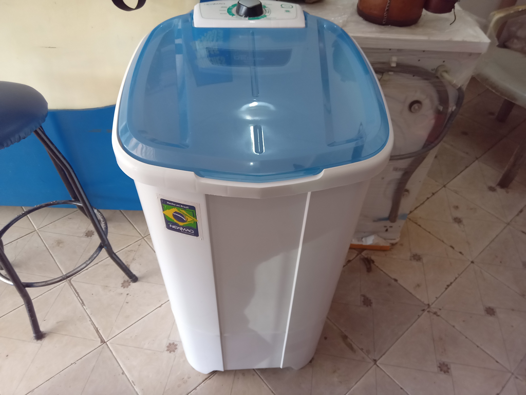 Lavarropas Cap 7 Kg. Marca New Maq Modelo No Tiene Usado En Buen Estado Acc Manguera De Carga Y Desague