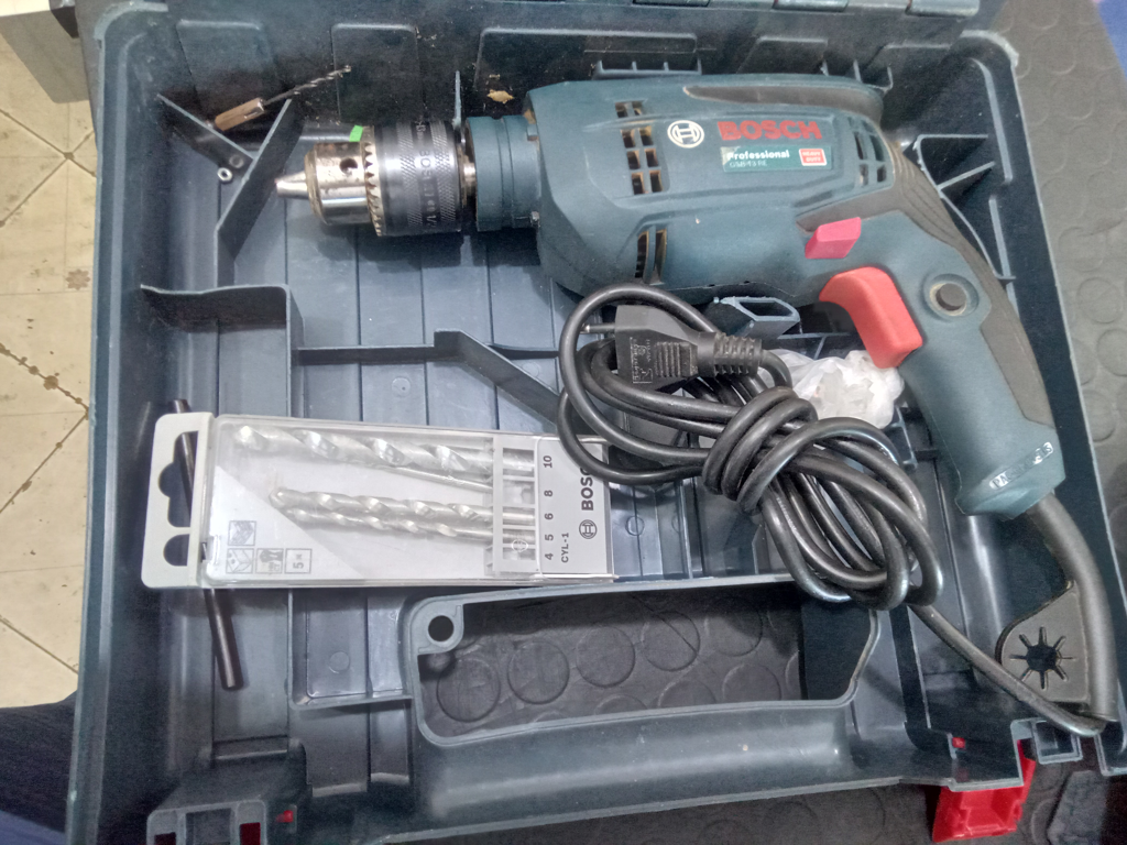 Taladro Marca Bosch Modelo Gsb13re Usado En Buen Estado Acc Llave Mechas