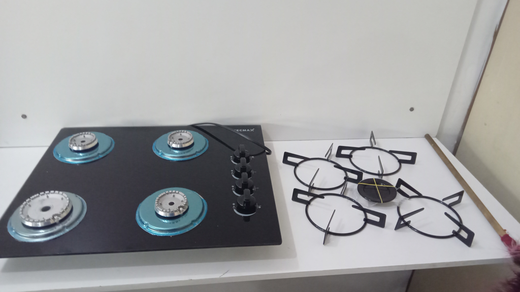 Cocina A Gas Marca Tecmax Modelo No Tiene Nuevo Sin Uso Acc 4 Hornallas