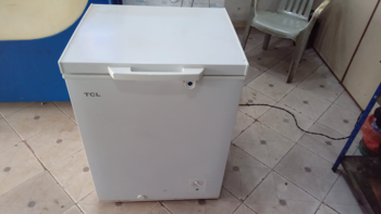 Congeladora / Frezzer Marca Tcl Litros 150 Modelo F150cfw Usado En Buen Estado Acc No Tiene