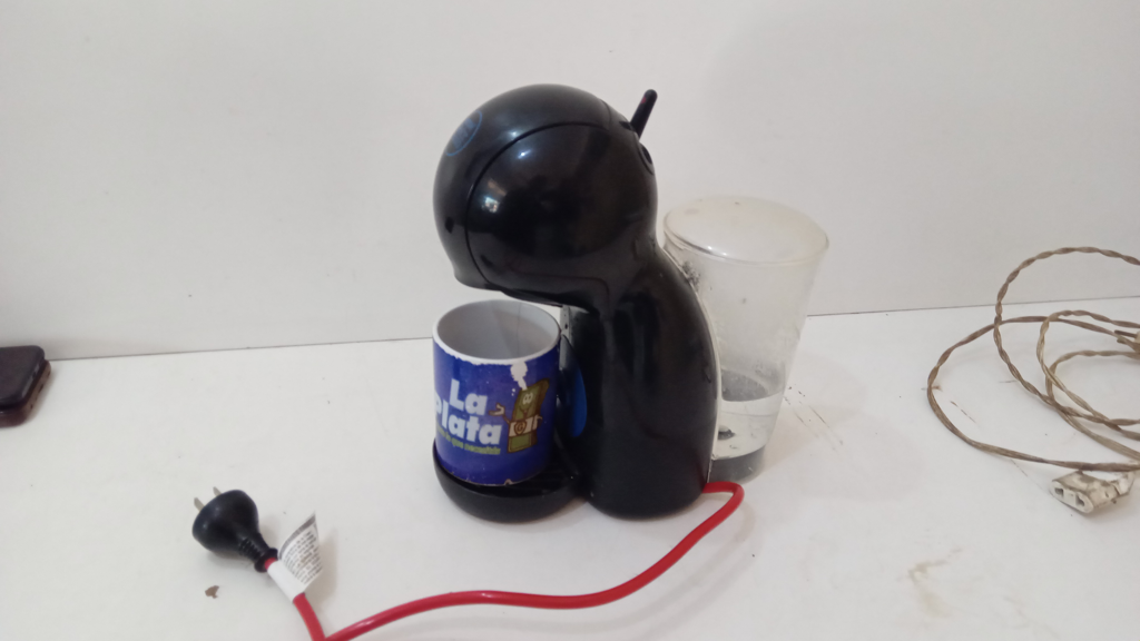 Foto 2 de Cafetera Marca Moulinex Modelo Dolce Gusto Usado En Buen Estado Acc No Tiene