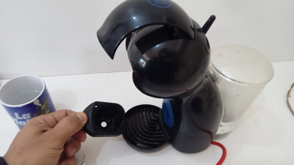 Foto 3 de Cafetera Marca Moulinex Modelo Dolce Gusto Usado En Buen Estado Acc No Tiene