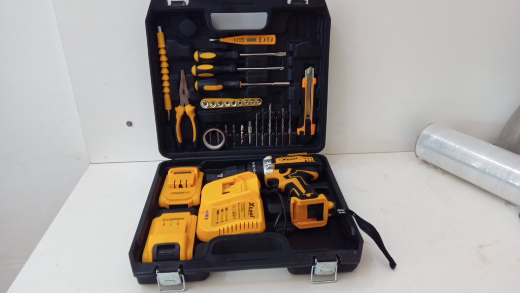 Taladro Marca Xtool Modelo No Tiene Acc 2 Baterias Cargador Mchas