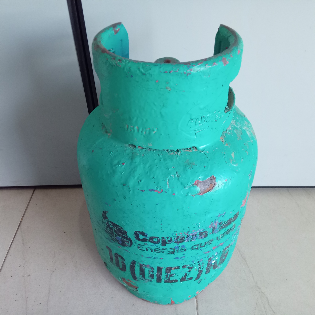 Garrafa Cap 10 Kg. Marca Copesa Gas Usado Con Desgaste Color Verde Claro Acc No Tiene