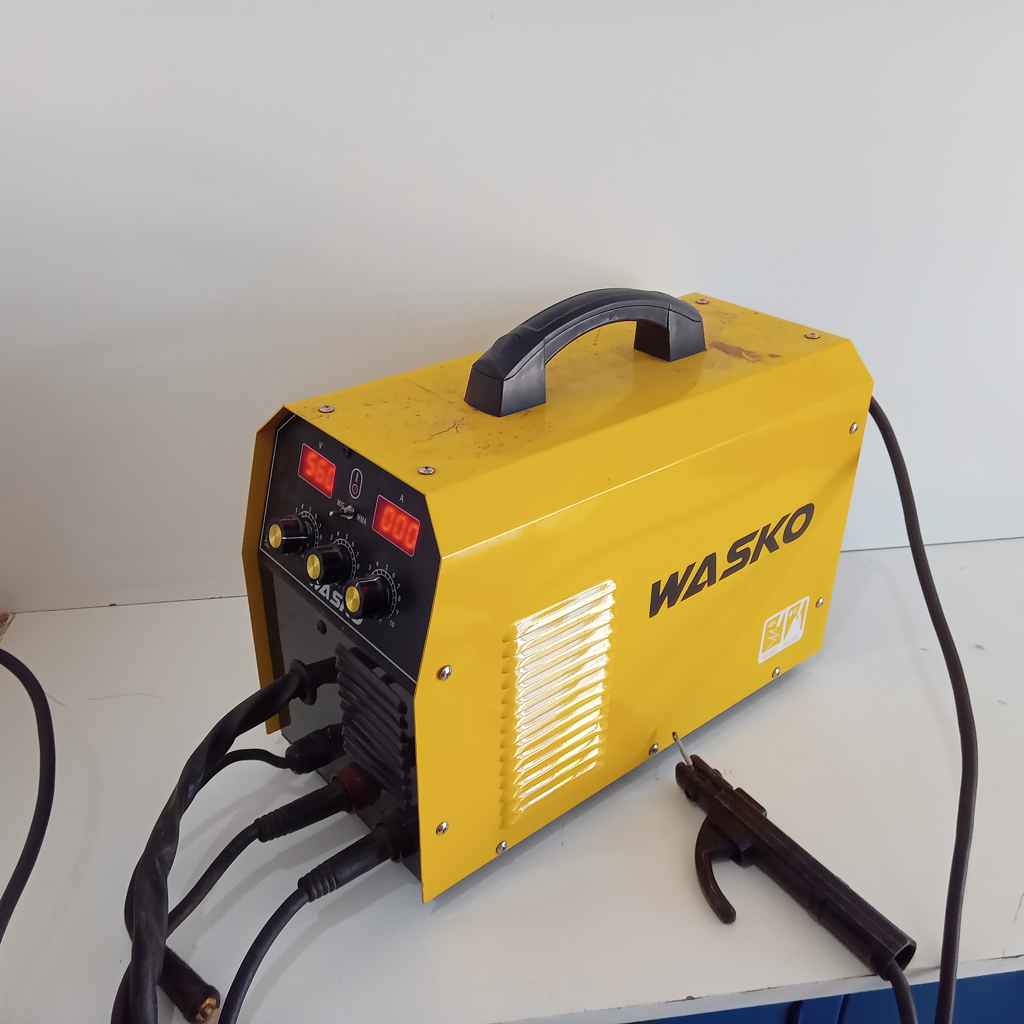 Soldador Marca Wasko Modelo Wme6210m2x Usado En Buen Estado Acc TorchaPinzas Positivo Y Negativo