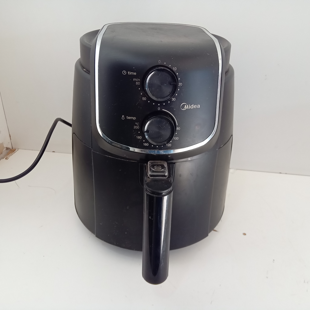 Fritadora Marca Midea Modelo Mf-Tn40d2 Usado En Buen Estado Acc En Caja Estropeada