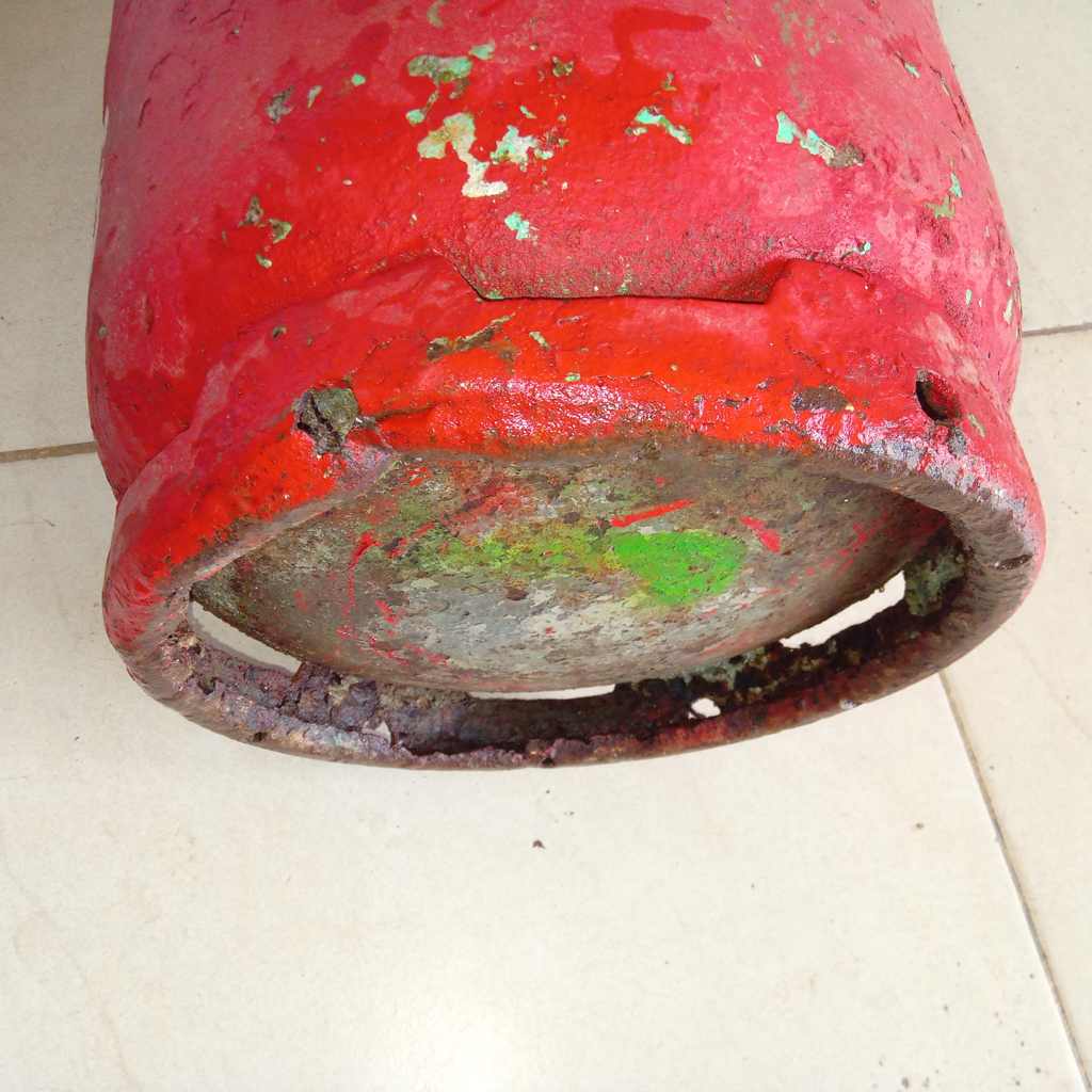 Garrafa Cap 10 Kg. Marca Pumagas Usado Con Desgaste Color Rojo Acc No Tiene