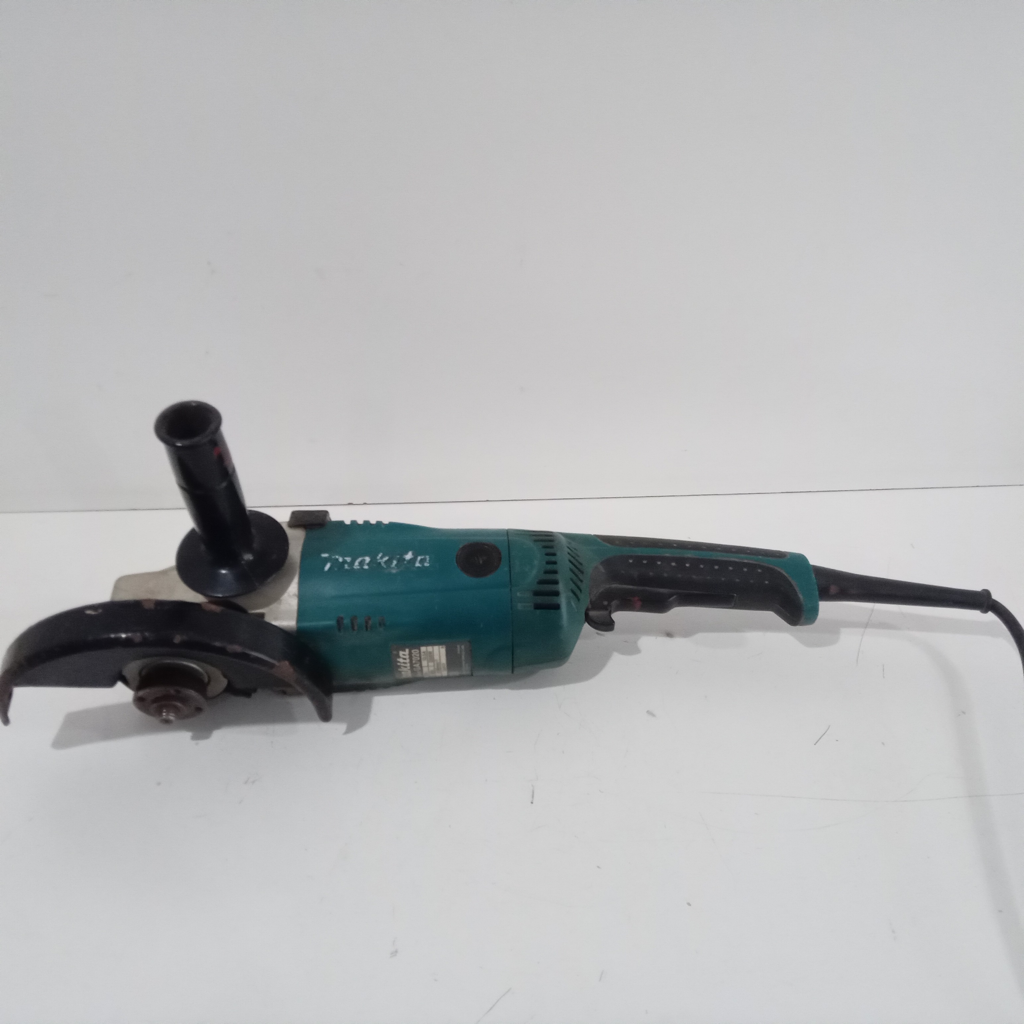 Pulidora Marca Makita Modelo Ga7020 Tamaño Mediano Usado Con Desgaste Acc ProtectorManija