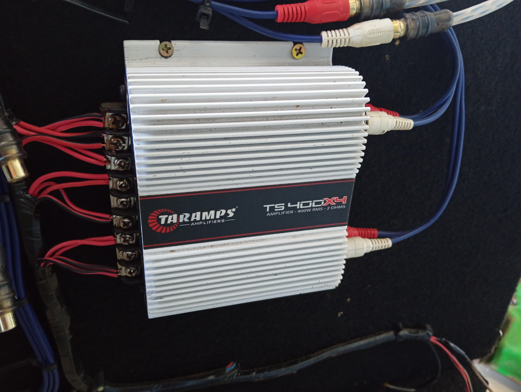 Amplificador De Sonido P/ Automovil Marca Taramps Modelo Ts 400x4 Usado En Buen Estado Acc No Tiene