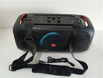 Parlante Portatil Marca Jbl Modelo Partybox On-The-Go Usado Con Desgaste Con Cable Corriente Acc Cinta Para Colgar