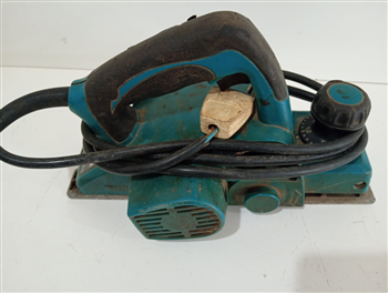 Cepilladora De Madera Marca Makita Modelo Kp0800 Usado Con Desgaste Acc Enchufe Cambiado