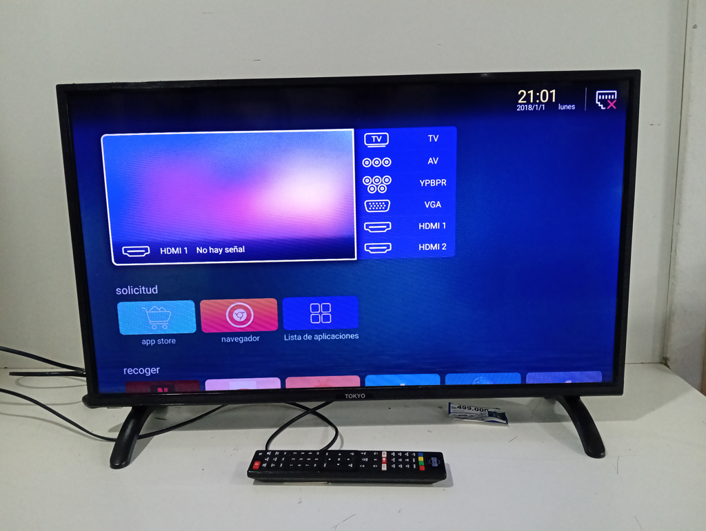 Televisor Led Smart De 32 '' Marca Tokyo Modelo Tvtoksf32sm-N Con Control Usado Con Desgaste Acc Par De PatitaCable Corriente